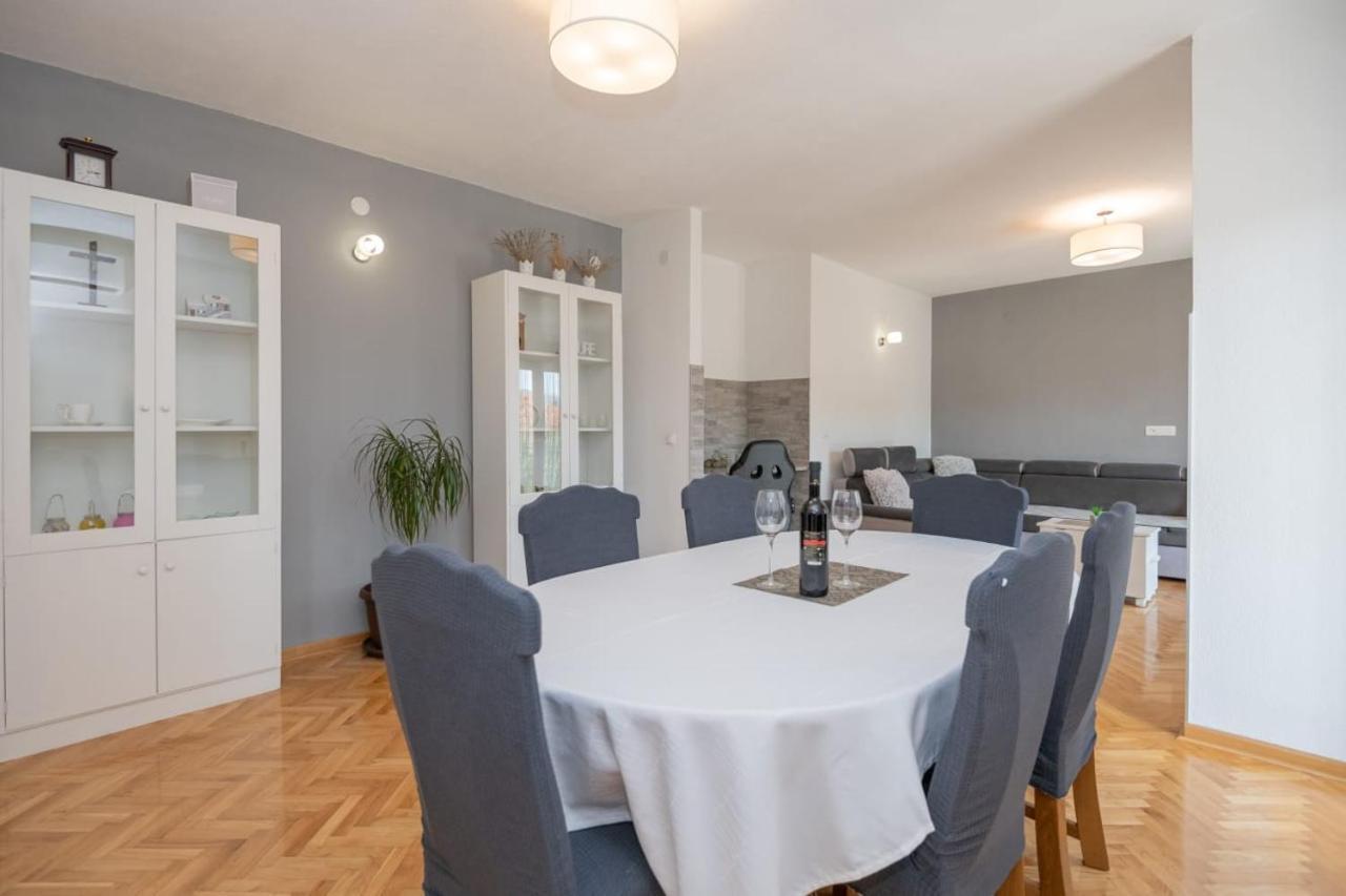 Holiday Home Tone, Makarska - Drum Екстериор снимка