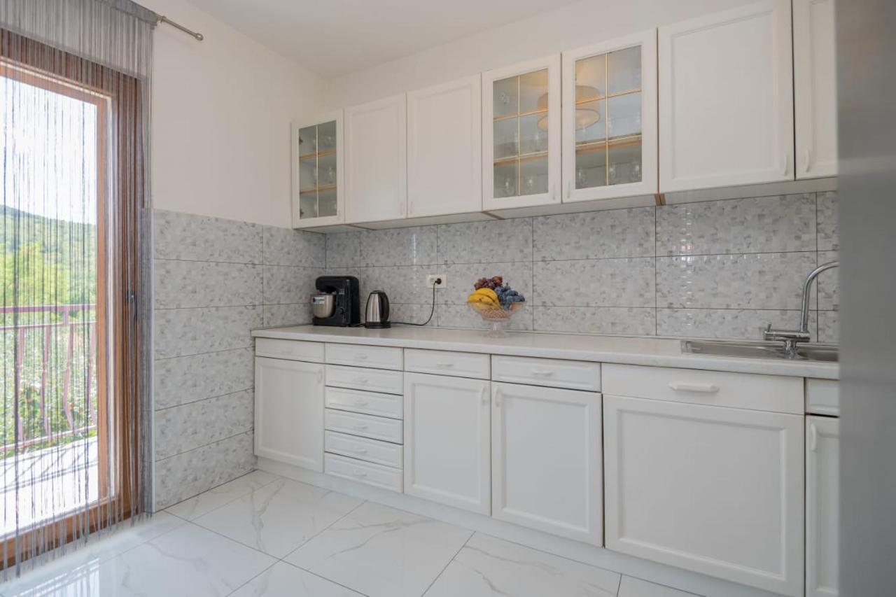 Holiday Home Tone, Makarska - Drum Екстериор снимка
